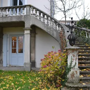 Sur La Colline Apartment